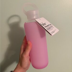 bkr Demi Water Bottle in Cake